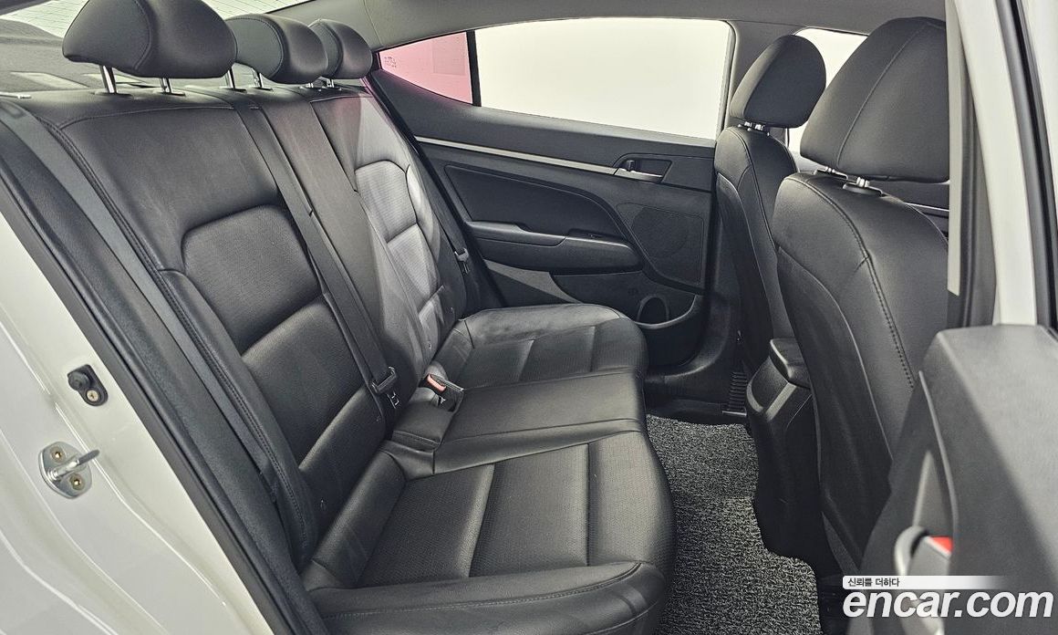 Hyundai Avante (AD) 6th Gen фото 11