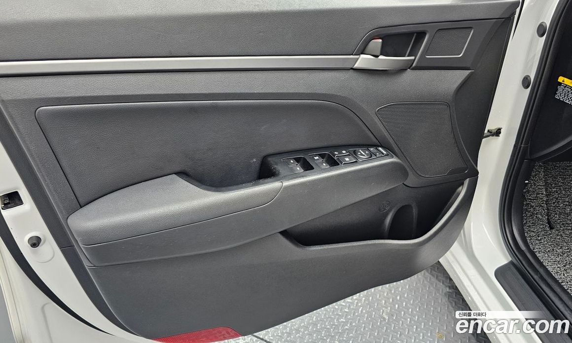 Hyundai Avante (AD) 6th Gen фото 24