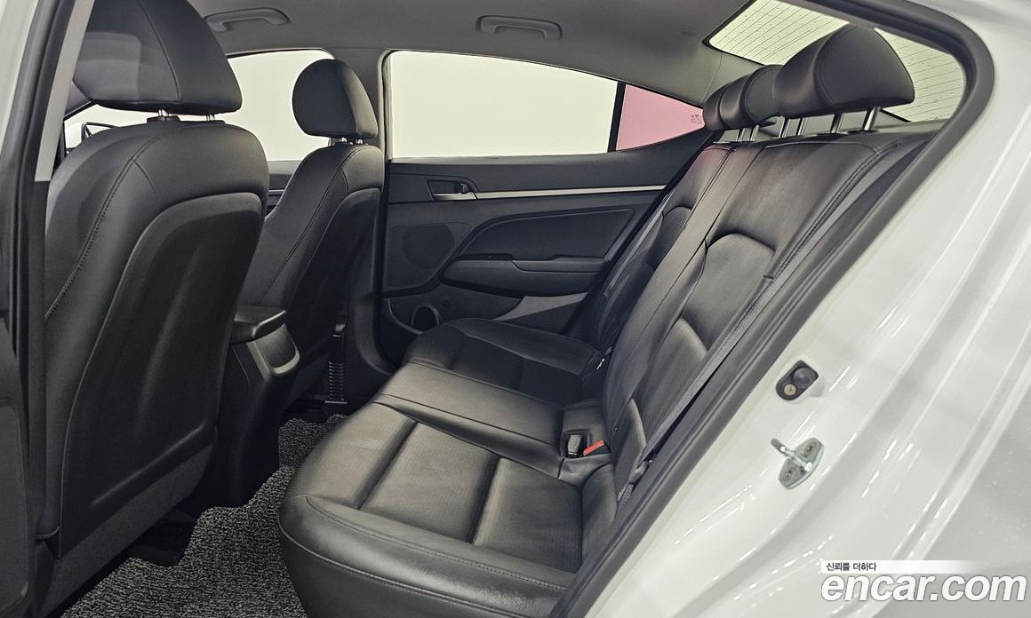 Hyundai Avante (AD) 6th Gen фото 26