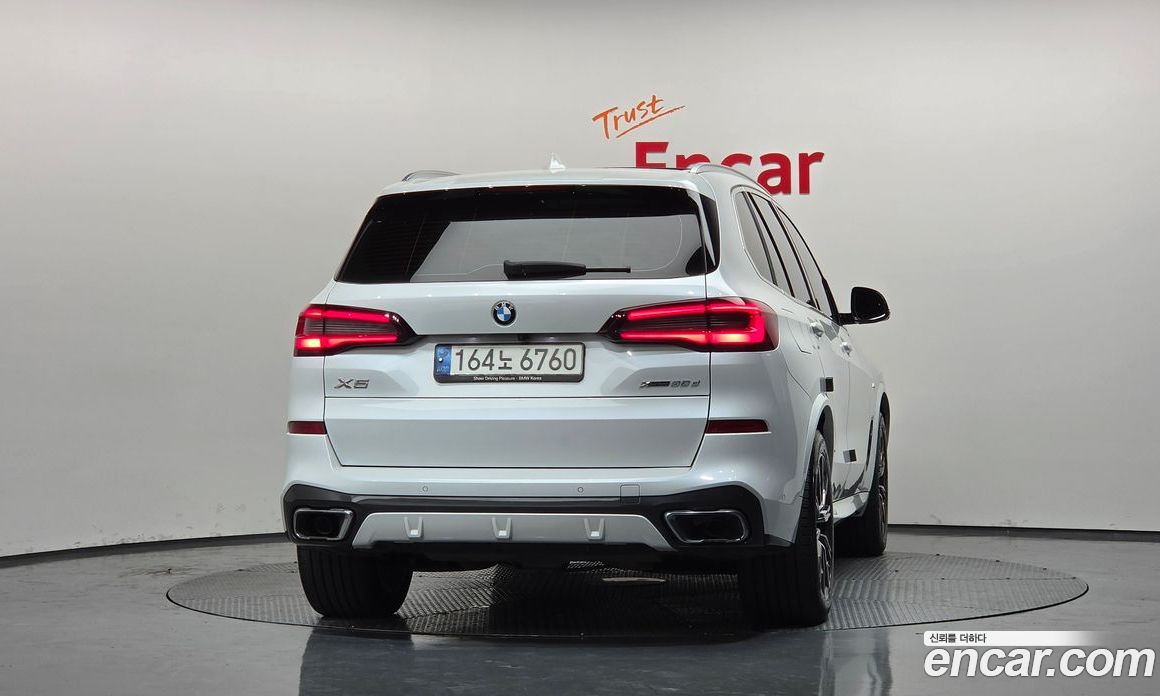 BMW X5 (G05) фото 4