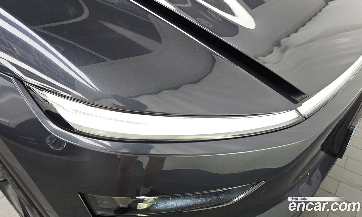 Tesla Model Y фото 22