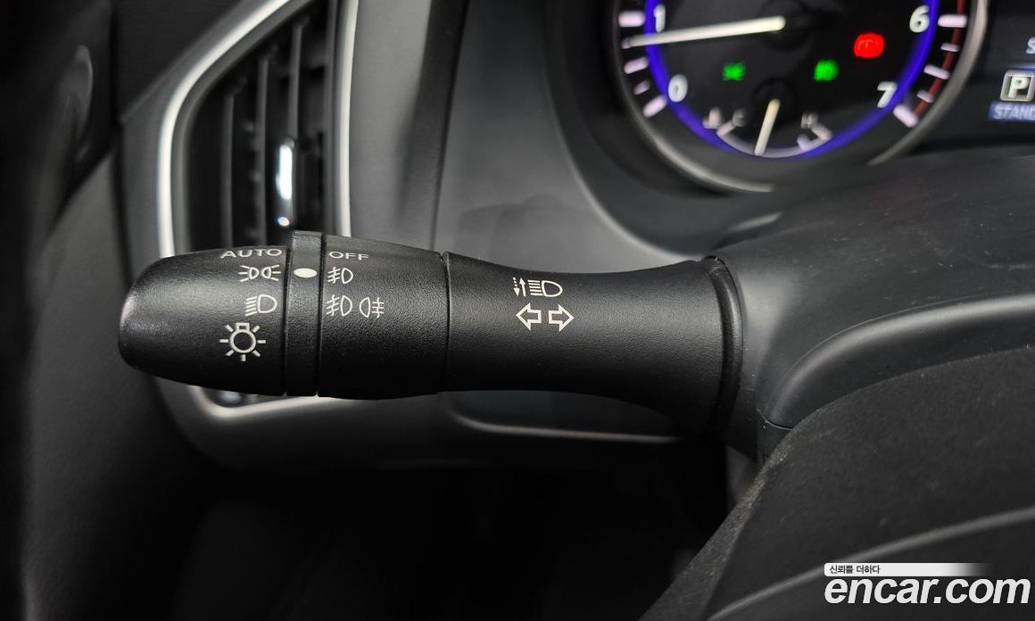 Infiniti Q50 фото 19