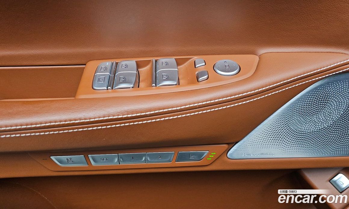 BMW 7-Series (G11) фото 13