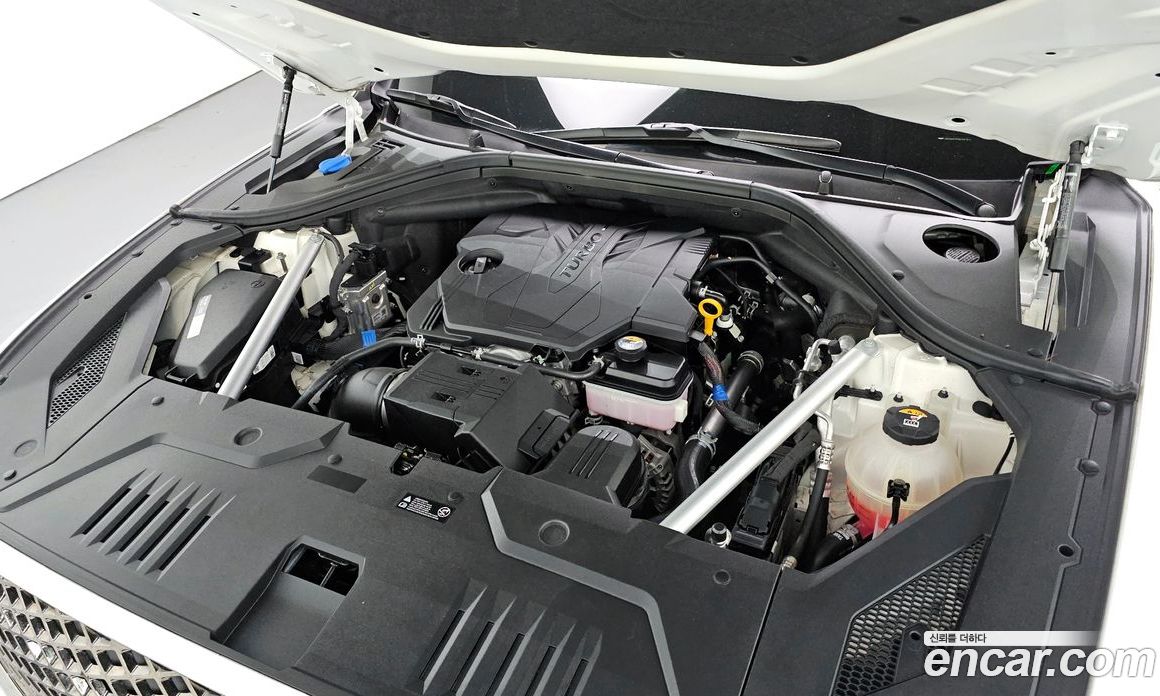 Genesis GV70 фото 6