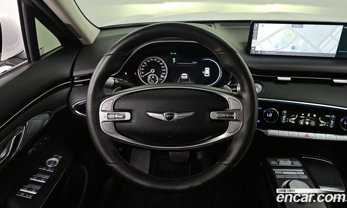 Genesis GV70 фото 13