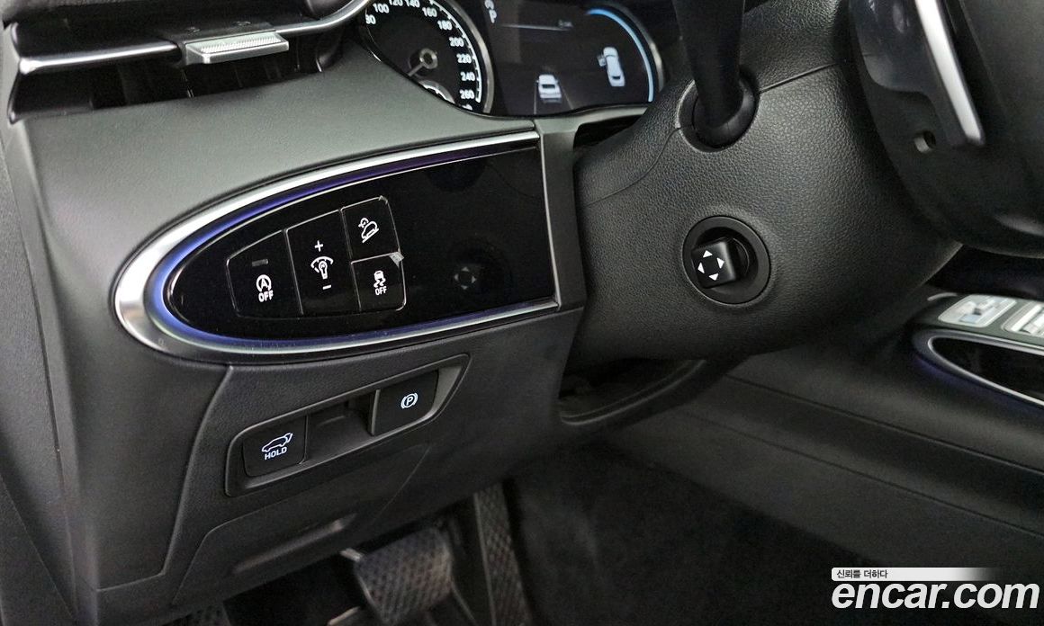 Genesis GV70 фото 19