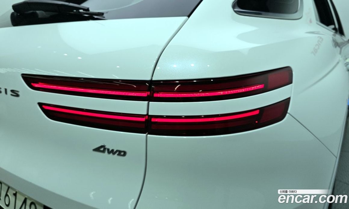 Genesis GV70 фото 23