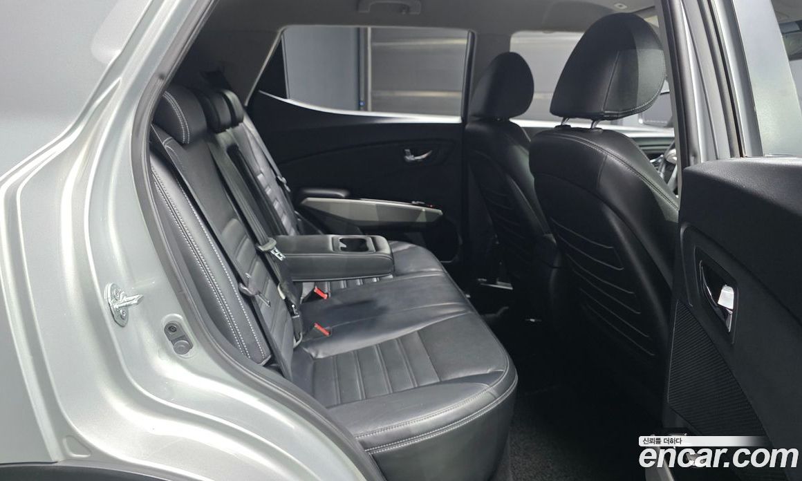 SsangYong (KG Mobility) Tivoli фото 12