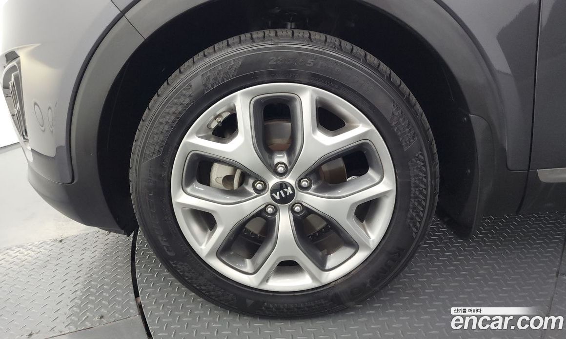 Kia Sorento 3rd Gen фото 5