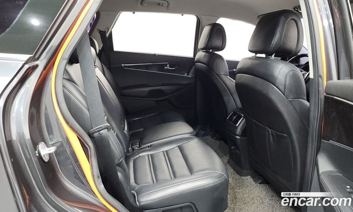 Kia Sorento 3rd Gen фото 11
