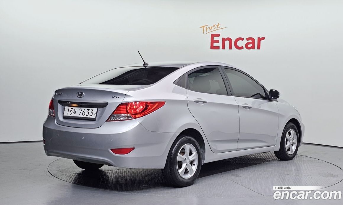 Hyundai Accent (New Type) фото 2
