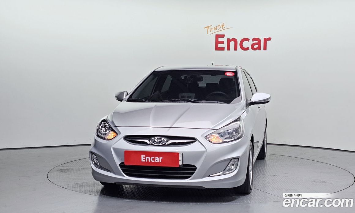 Hyundai Accent (New Type) фото 3