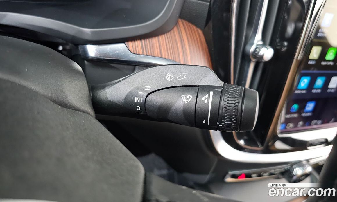 Volvo S60 3rd Gen фото 30