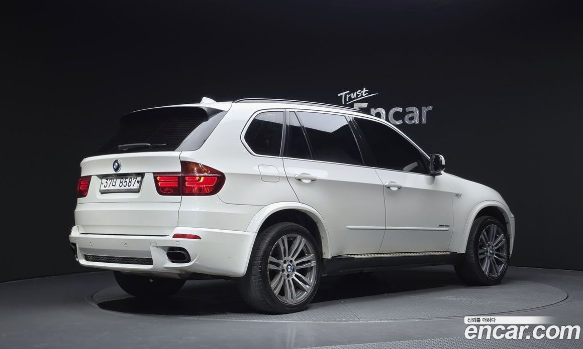 BMW X5 (E70) фото 2