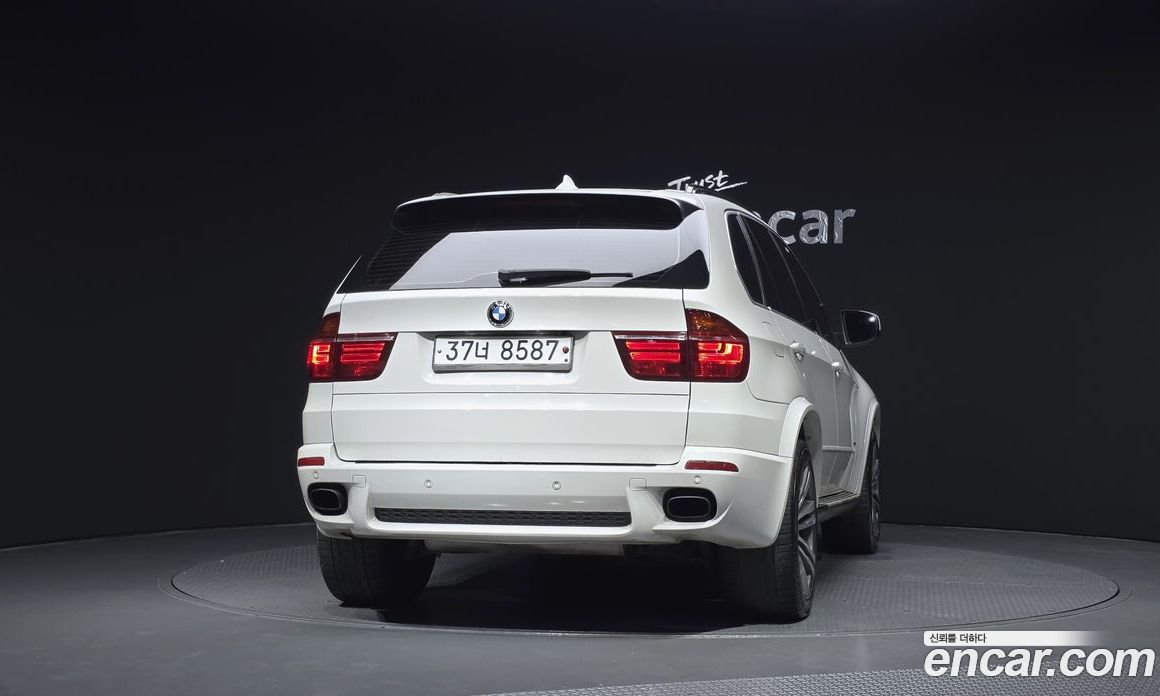 BMW X5 (E70) фото 4