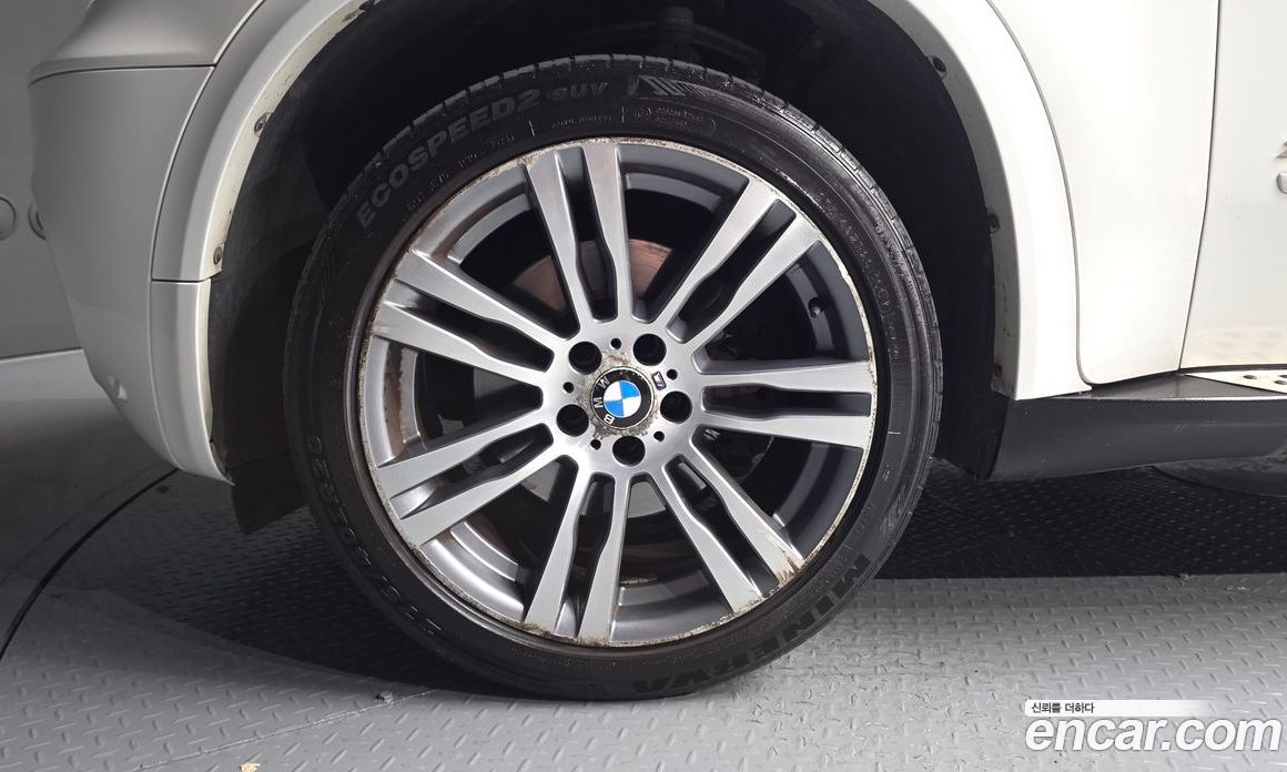 BMW X5 (E70) фото 5