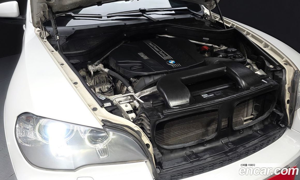 BMW X5 (E70) фото 6