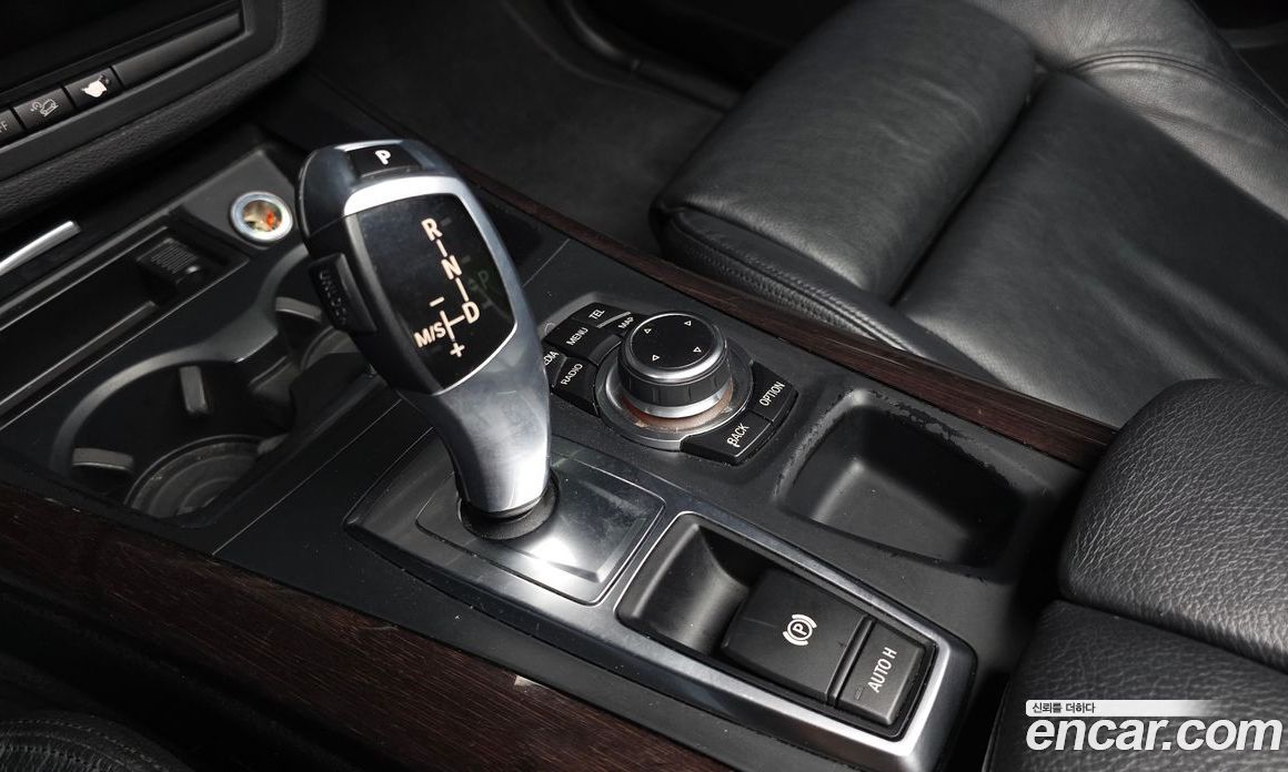 BMW X5 (E70) фото 9
