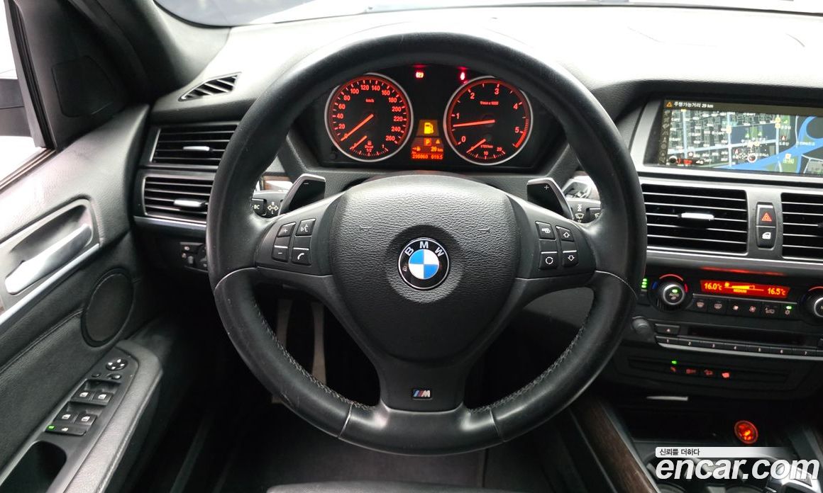 BMW X5 (E70) фото 13