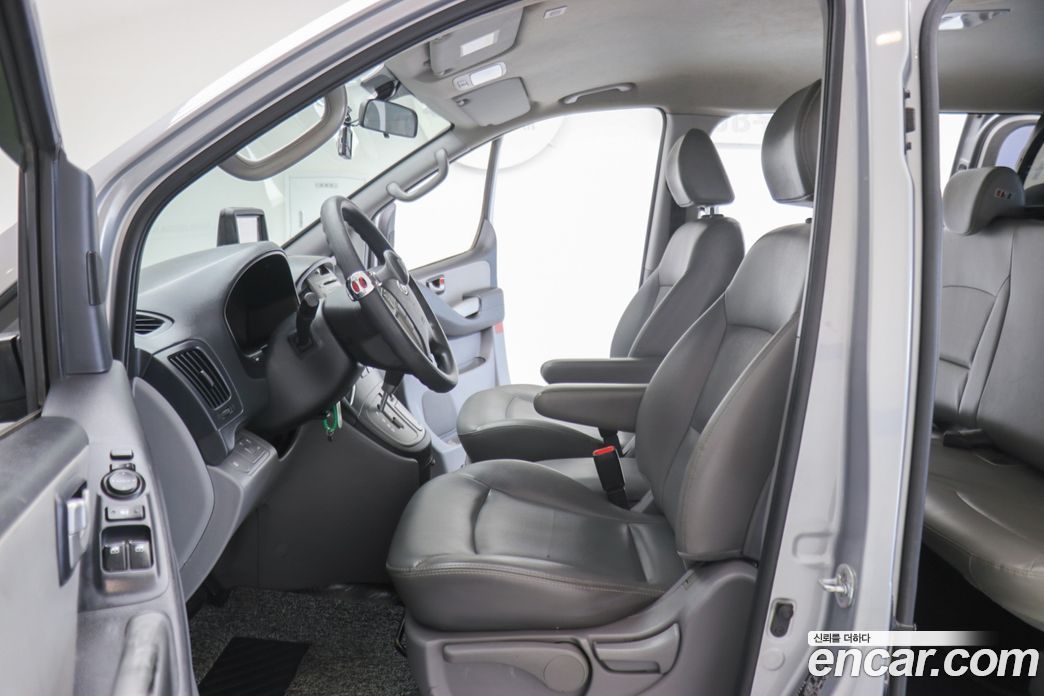 Hyundai Grand Starex фото 9