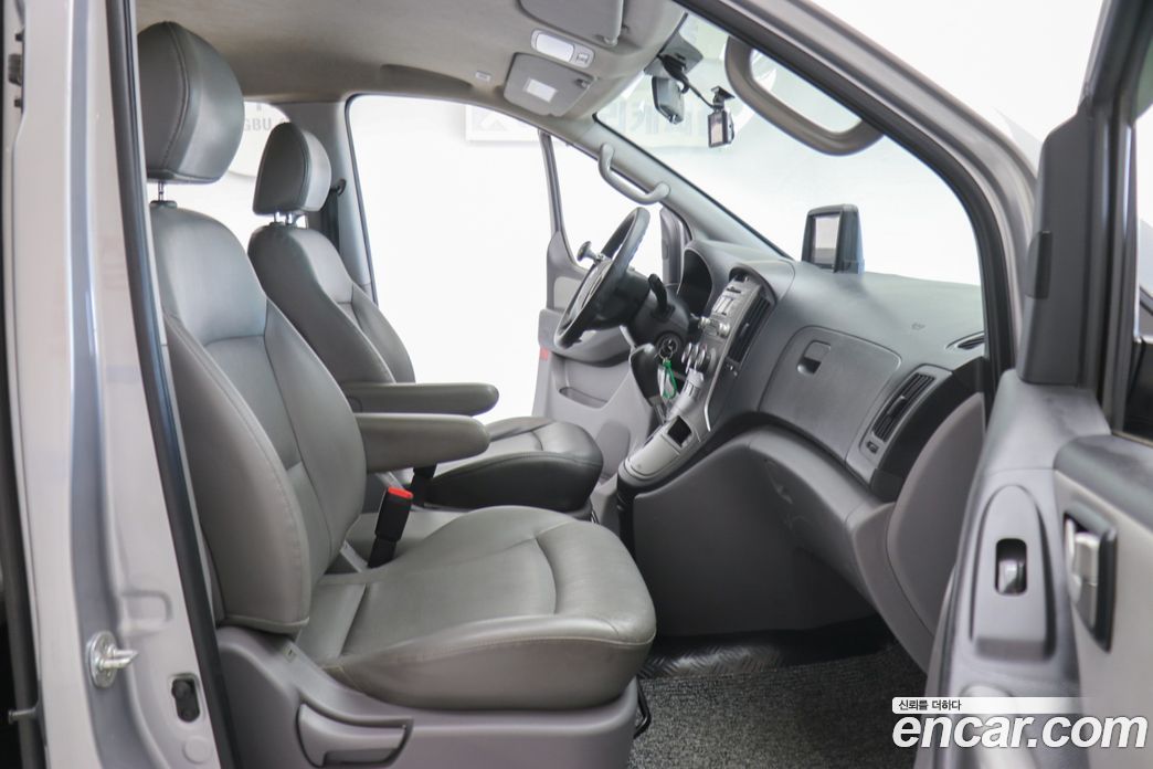 Hyundai Grand Starex фото 11
