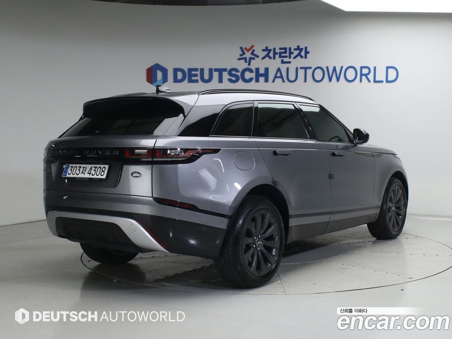 Land Rover Range Rover Velar фото 2
