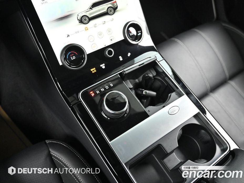 Land Rover Range Rover Velar фото 9