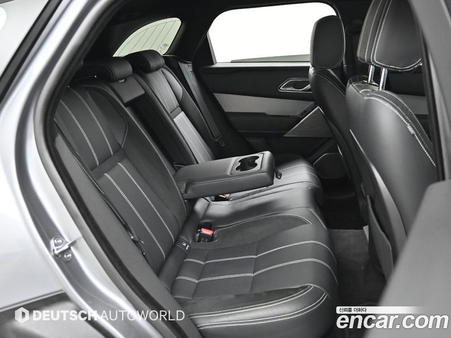 Land Rover Range Rover Velar фото 12