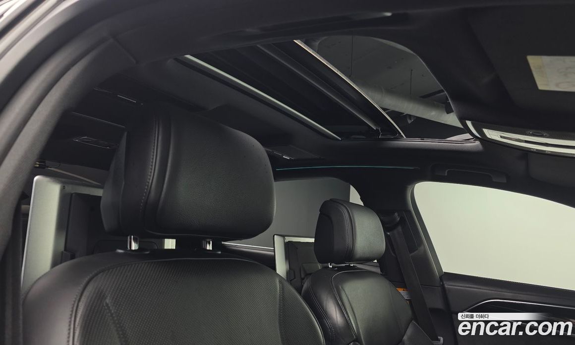 Audi A8 (D5) фото 17
