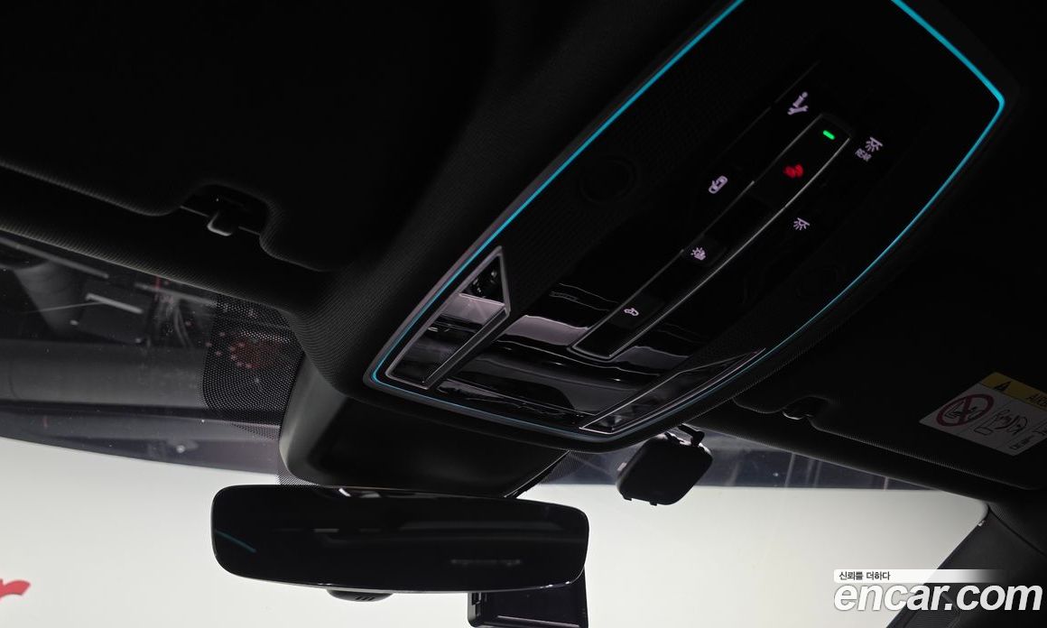 Audi A8 (D5) фото 19