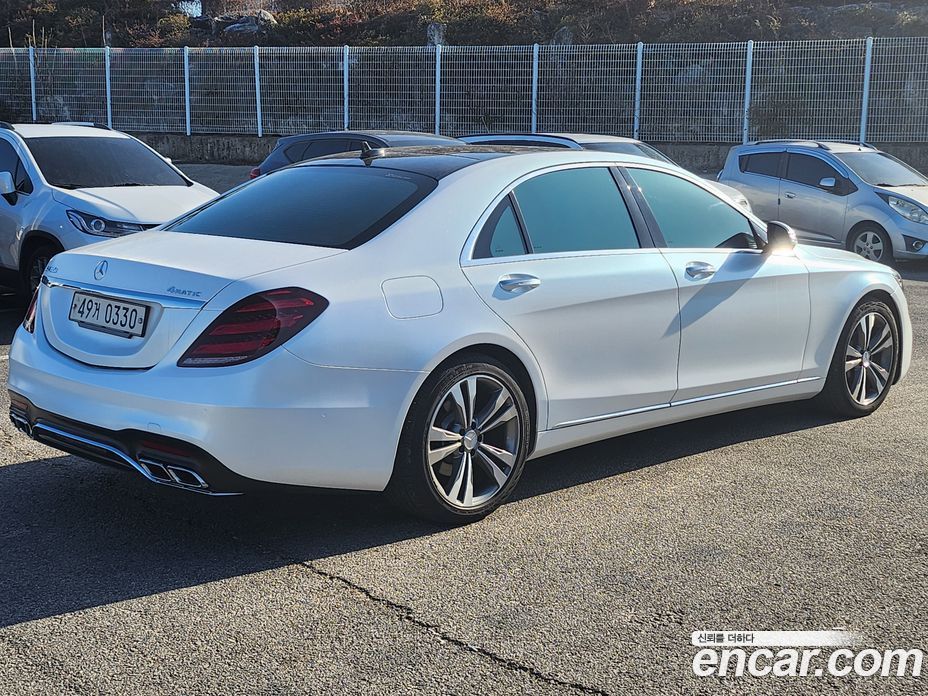 Mercedes-Benz S-Class W222 фото 4