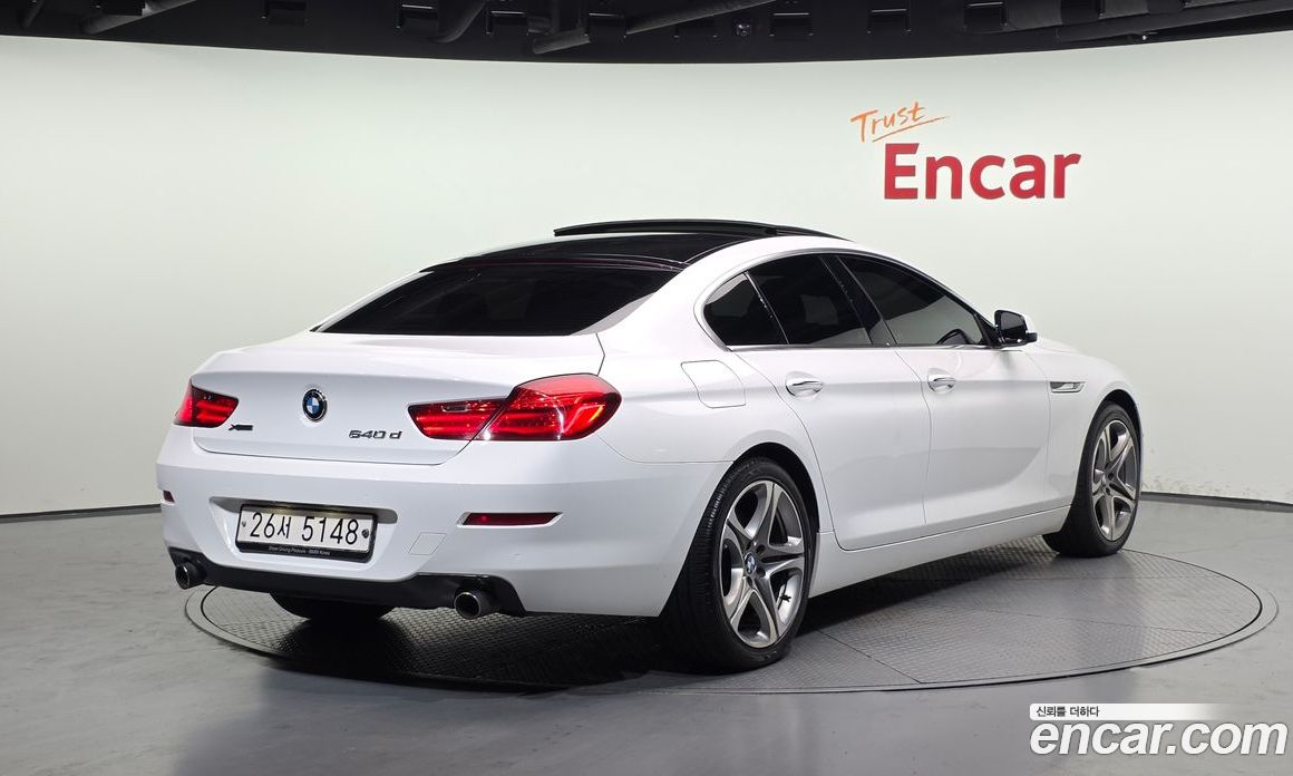 BMW 6-Series (F12) фото 2