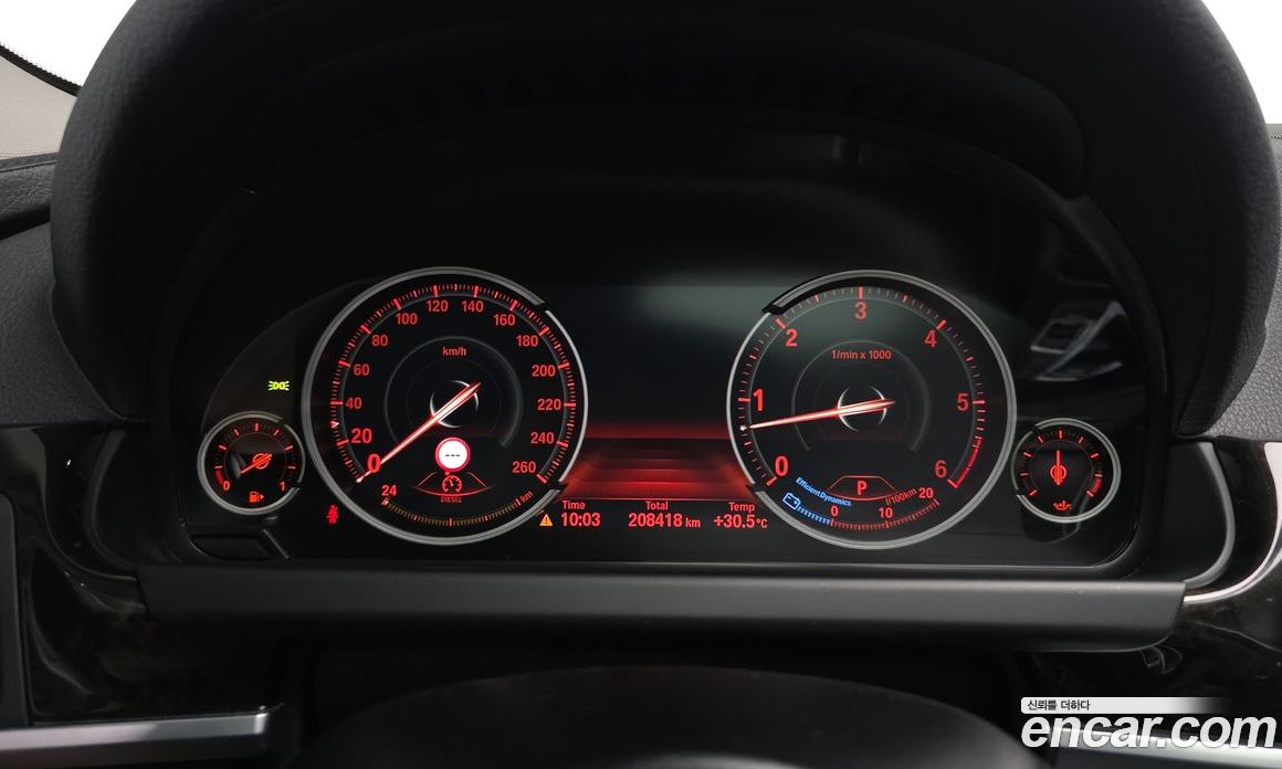 BMW 6-Series (F12) фото 8