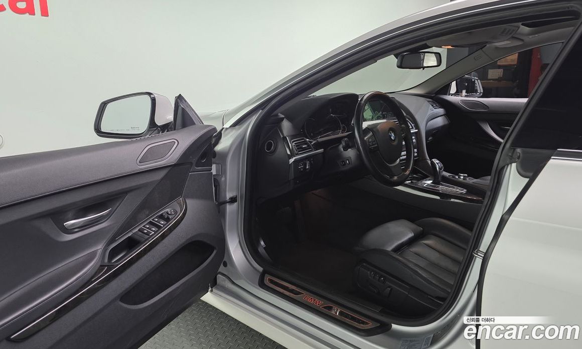 BMW 6-Series (F12) фото 10