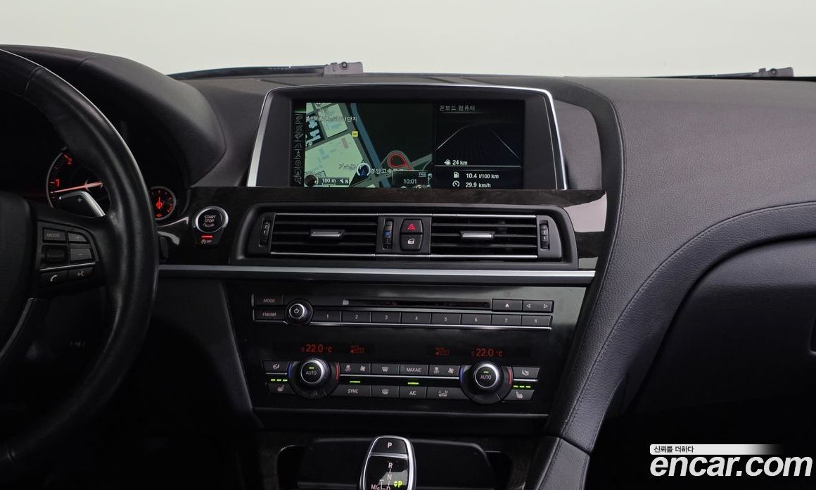 BMW 6-Series (F12) фото 12