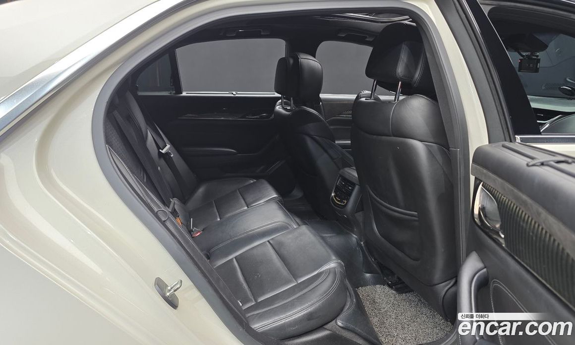 Cadillac CTS 3rd Gen фото 11
