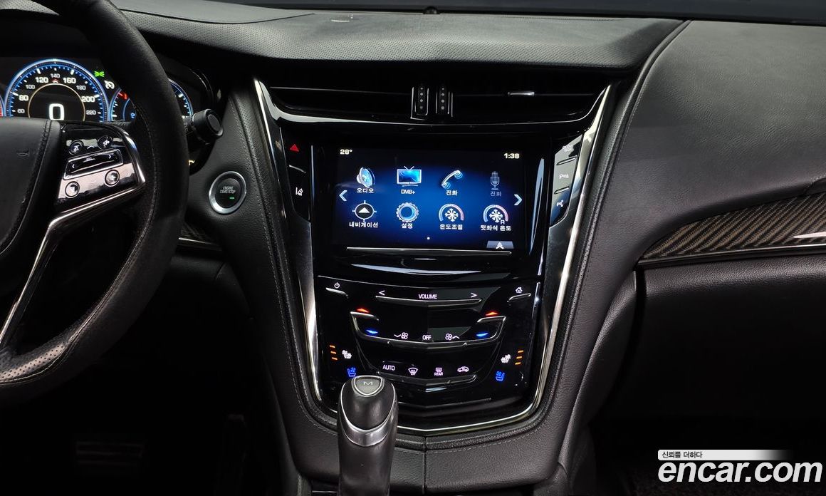 Cadillac CTS 3rd Gen фото 12