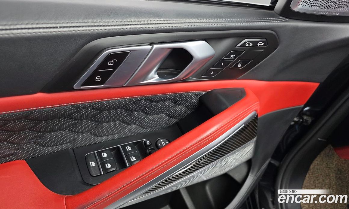 BMW X6M (G06) фото 30