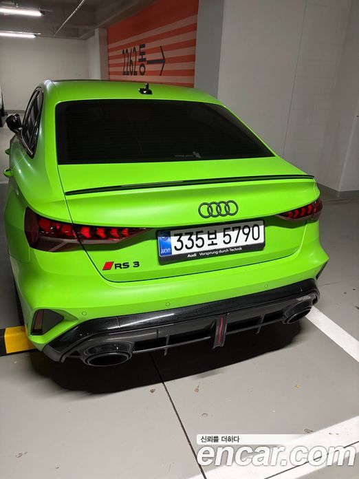 Audi RS3 (8Y) фото 2