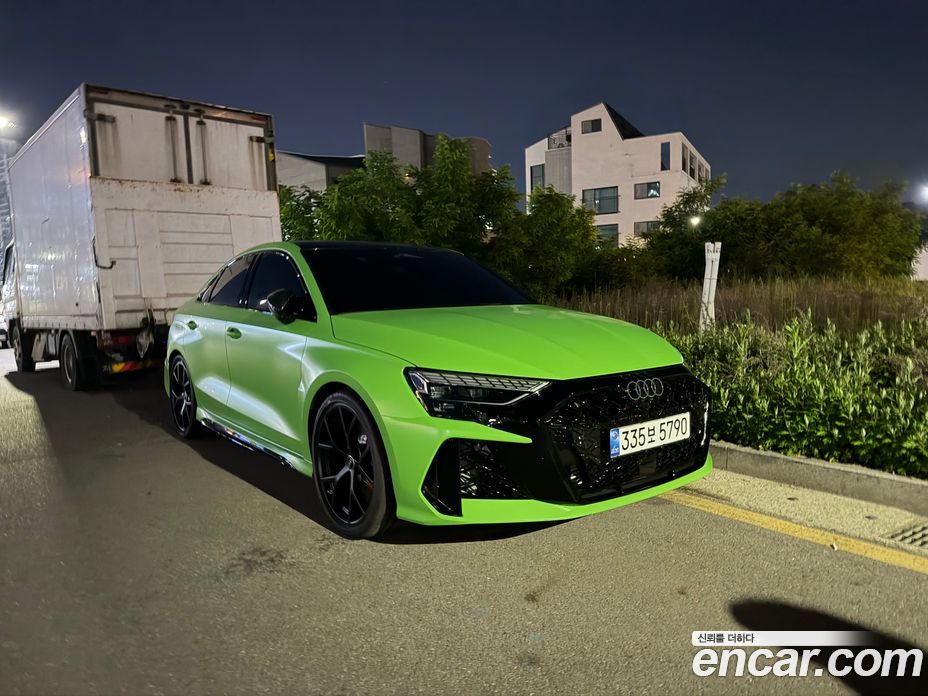 Audi RS3 (8Y) фото 5