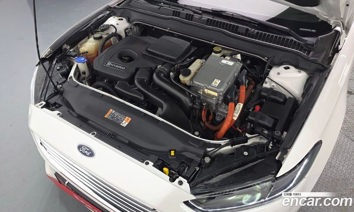 Ford Fusion фото 6