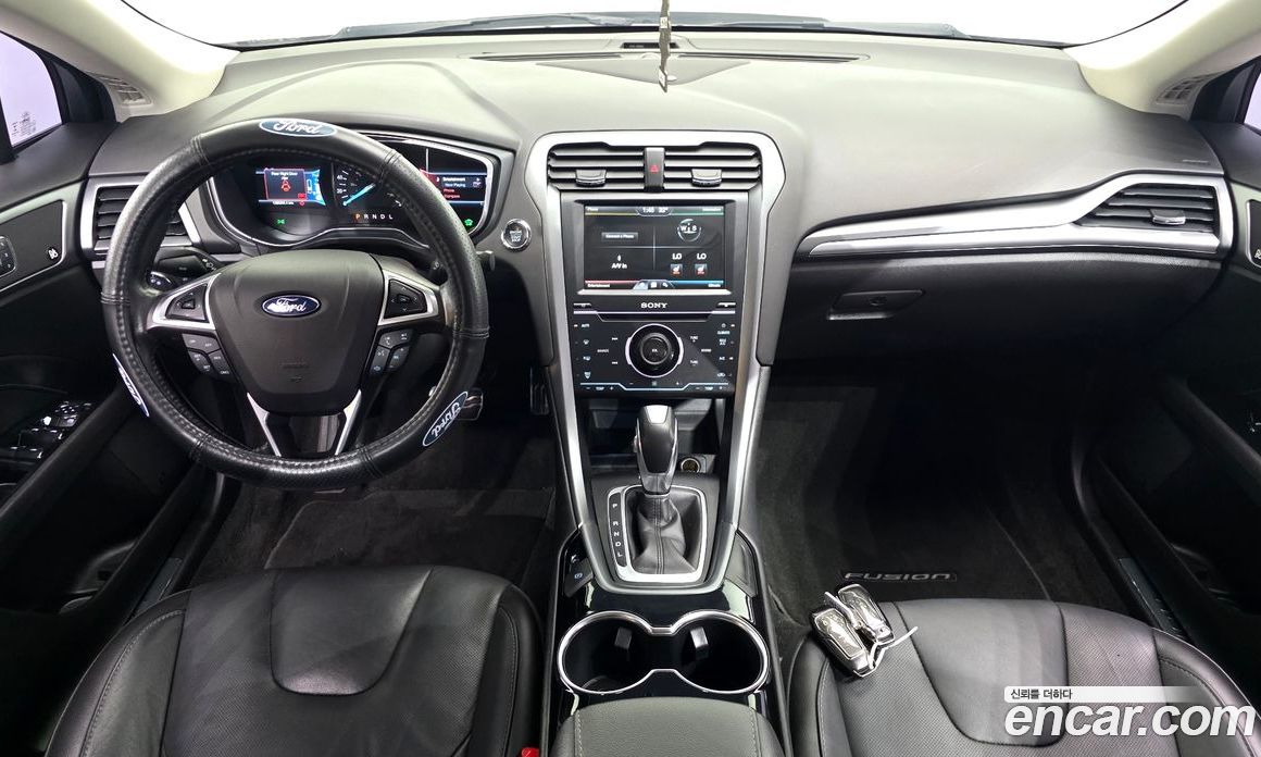 Ford Fusion фото 7