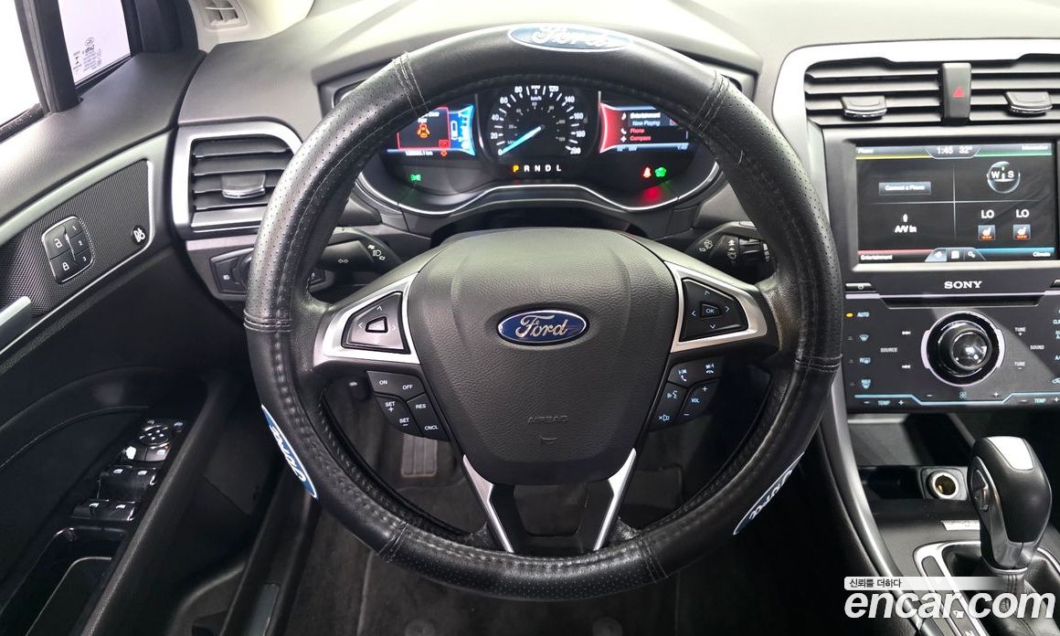 Ford Fusion фото 13