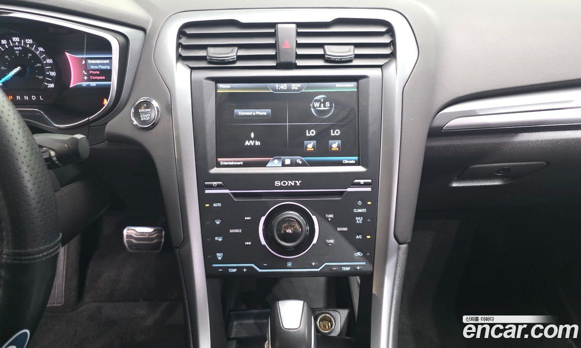Ford Fusion фото 14
