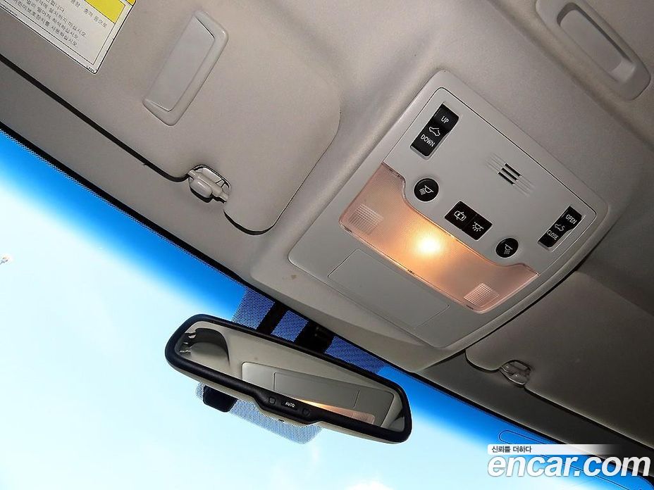 Lexus ES300h фото 16