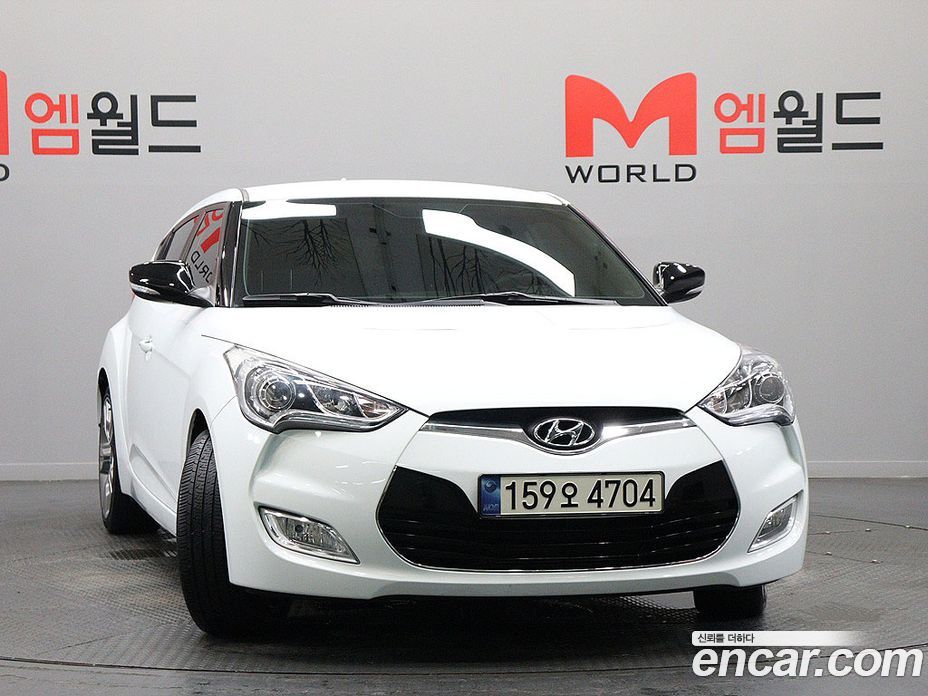 Hyundai Veloster фото 2