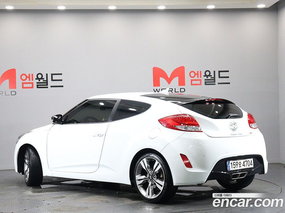 Hyundai Veloster фото 4