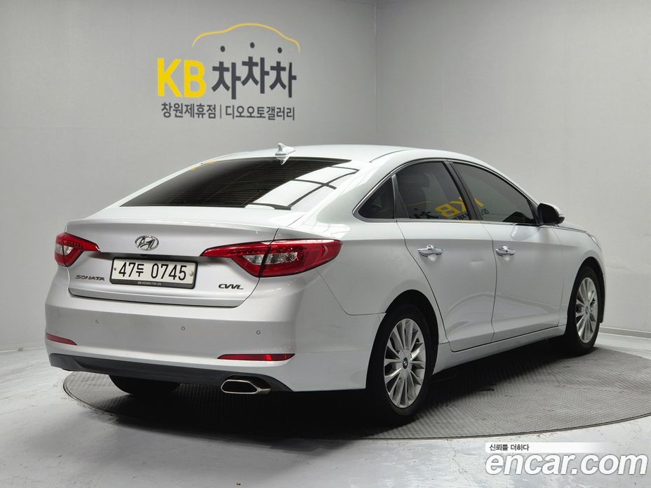 Hyundai Sonata (LF) фото 13