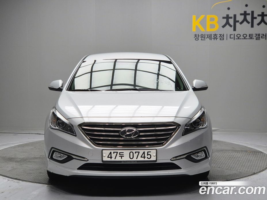 Hyundai Sonata (LF) фото 17