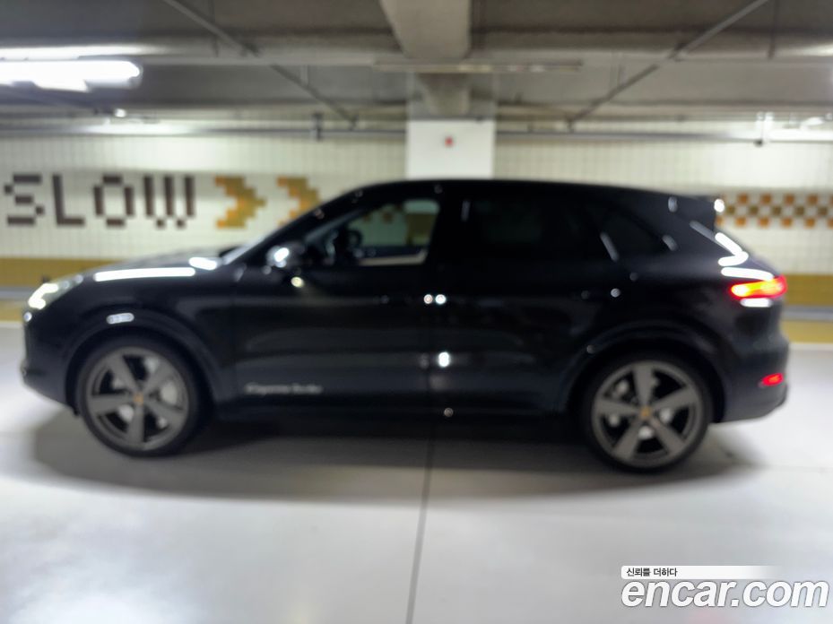 Porsche Cayenne 3rd Gen фото 12